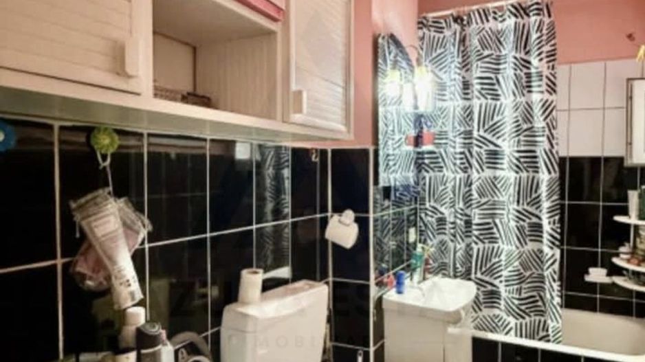 Apartament modern 2 camere 50 mp utili mobilat zona Vasile Aaron - Poză 7