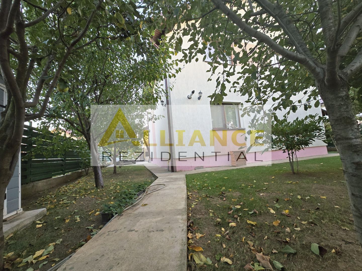 Casa Individuala - 5 camere - 2 bai - 385mp teren - Poză 9