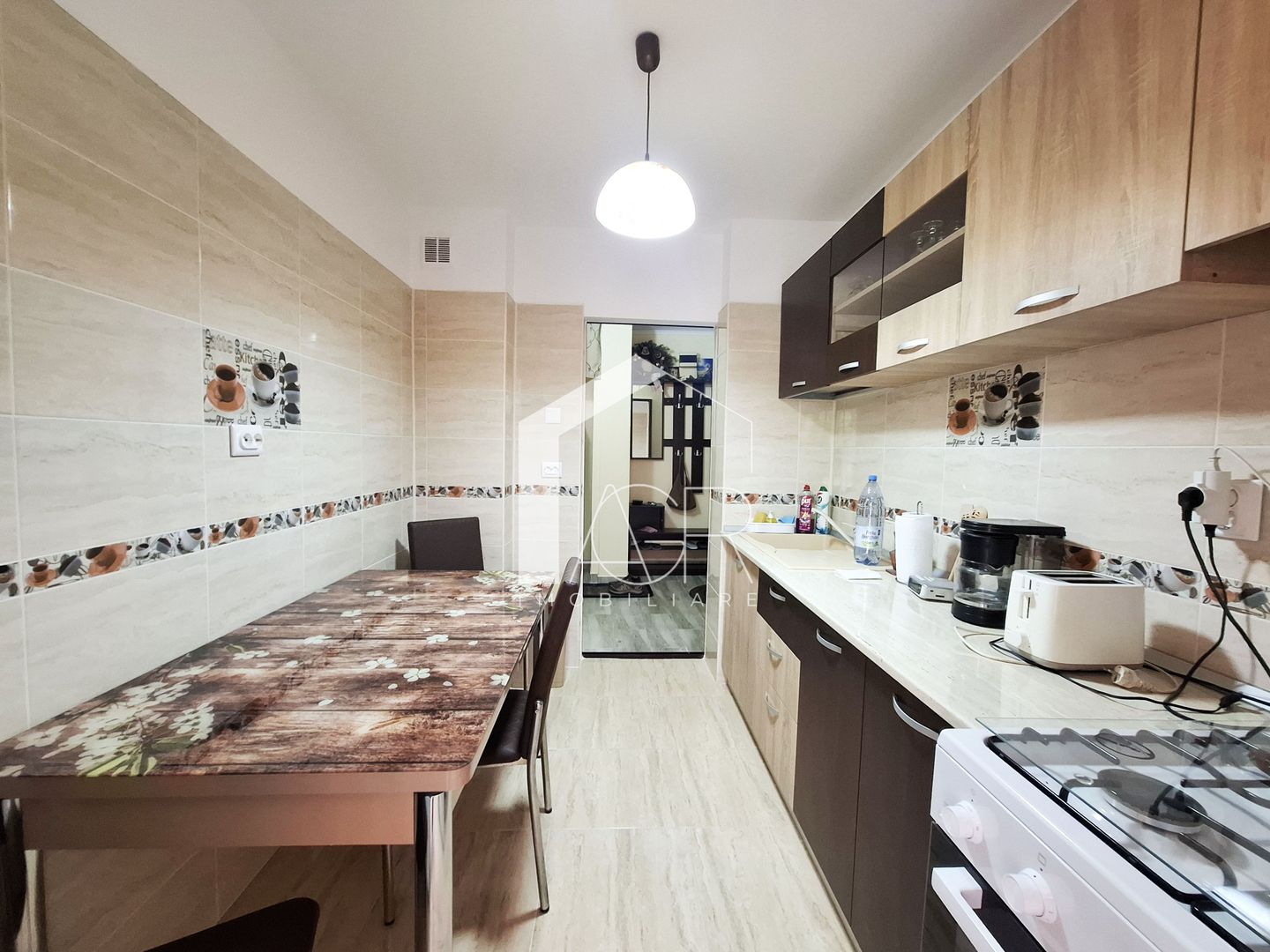 Apartament cu 2 camere, decomandat, zona Republicii - Poză 5