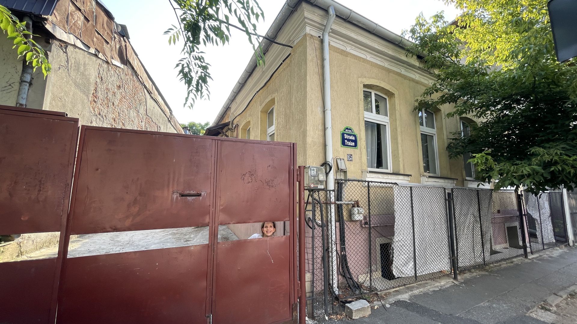 Casa + Anexa | Traian | Pache | Popa Nan | 400 mp- 262 curte - Poză 6