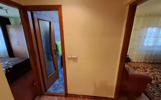 Aradului, apartament 2 camere, etaj 2, CENTRALA,CLIMA - Poză 11