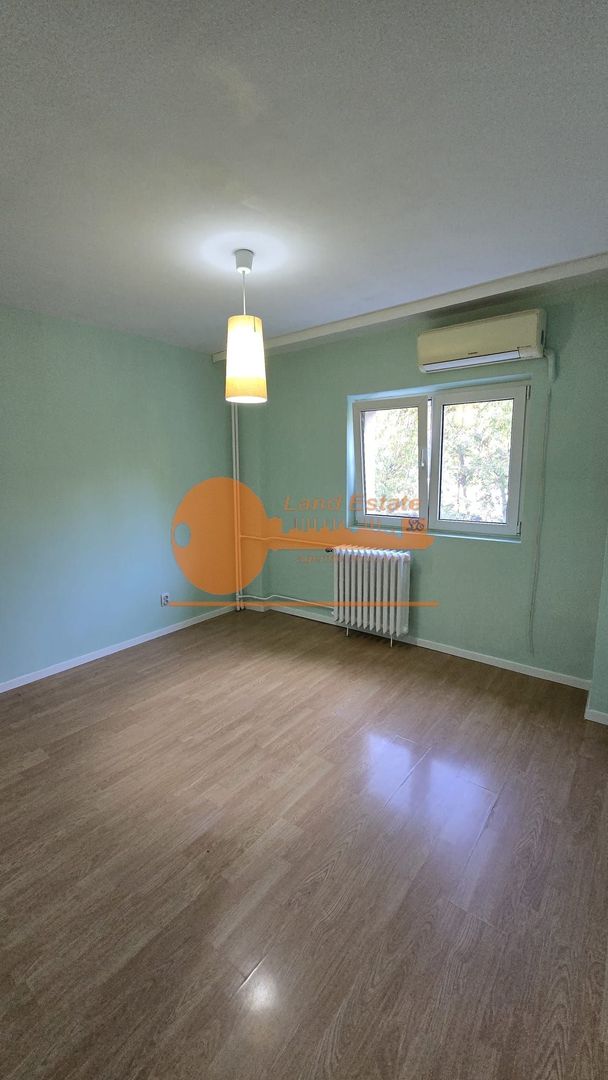 Apartament cu 4 camere in zona Lacul Tei - Bloc Reabilitat - Poză 25