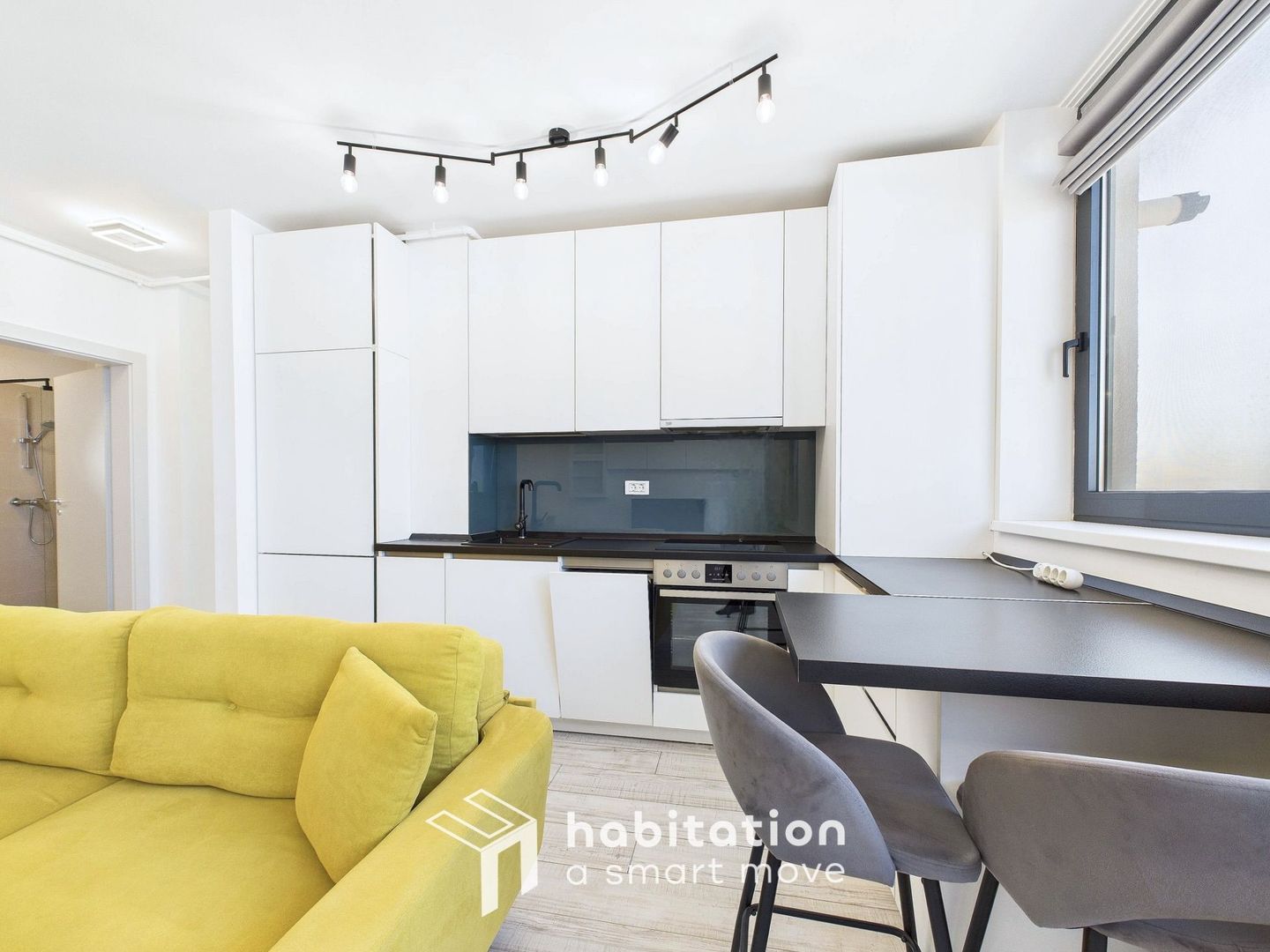 Tur Virtual – 3 camere, spațios și luminos, la 7 min de Iulius- XCITY - Poză 7