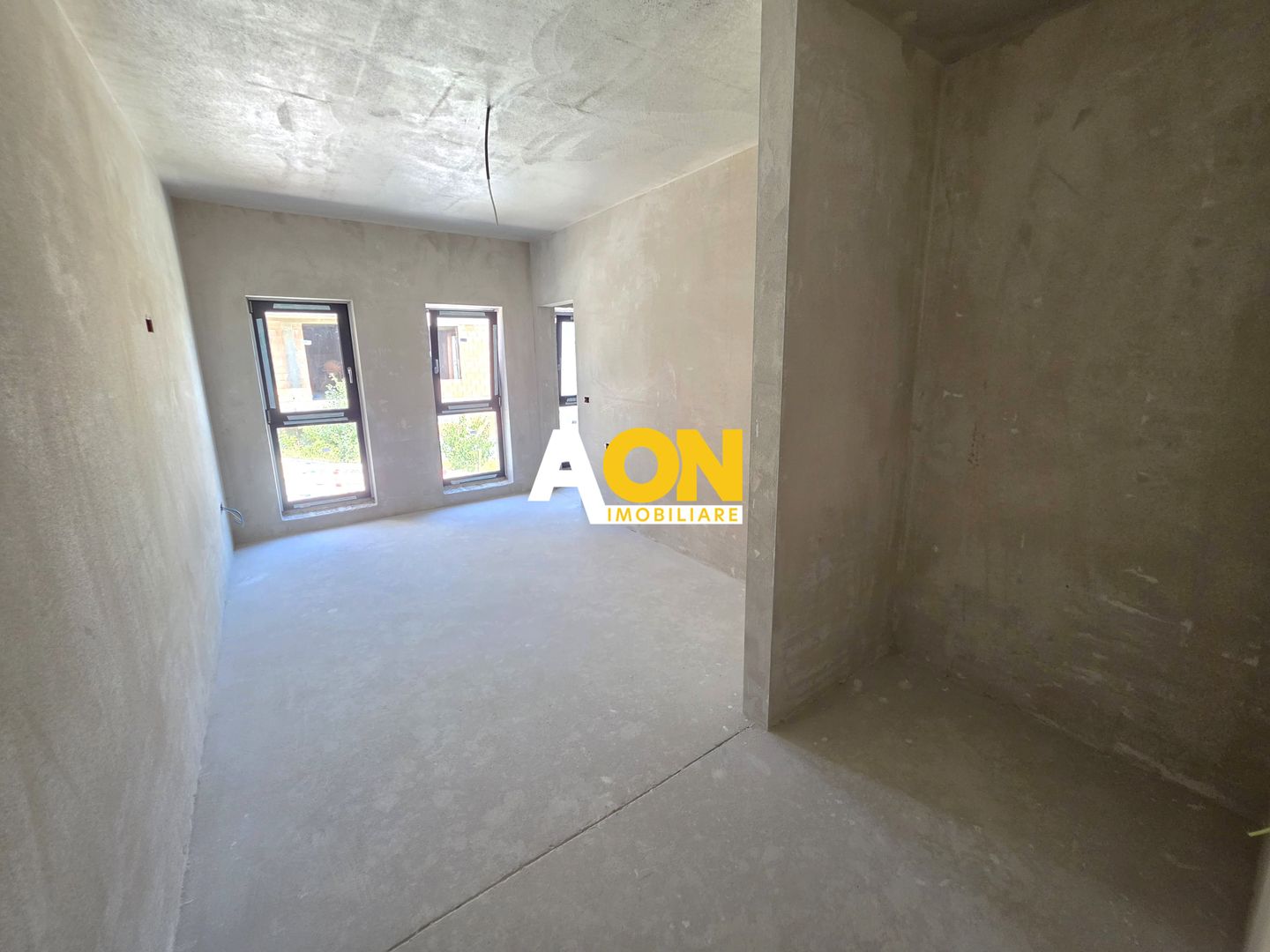 Duplex semifinisat, 4 camere,  250 mp teren, zona Schit - Poză 17