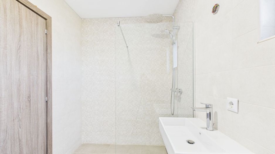 Casă modernă cu 3 dormitoare, curte și parcare – Corbeanca - Poză 22