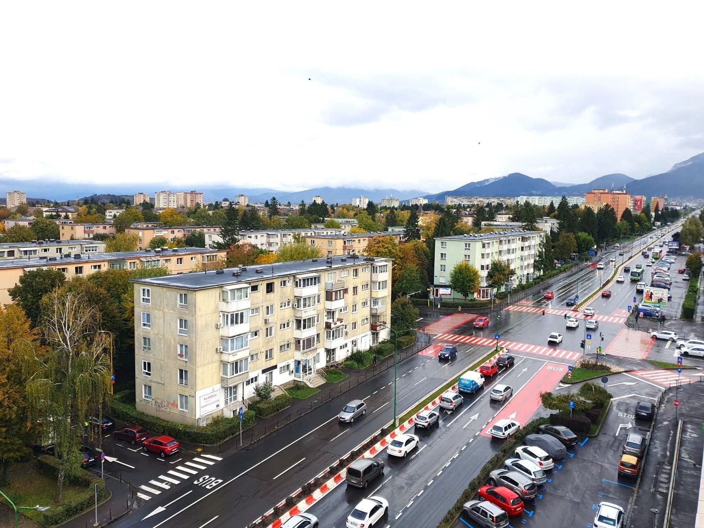 Apartament spațios cu 3 camere și 2 băi – zona Ciucaș / Astra - Poză 2