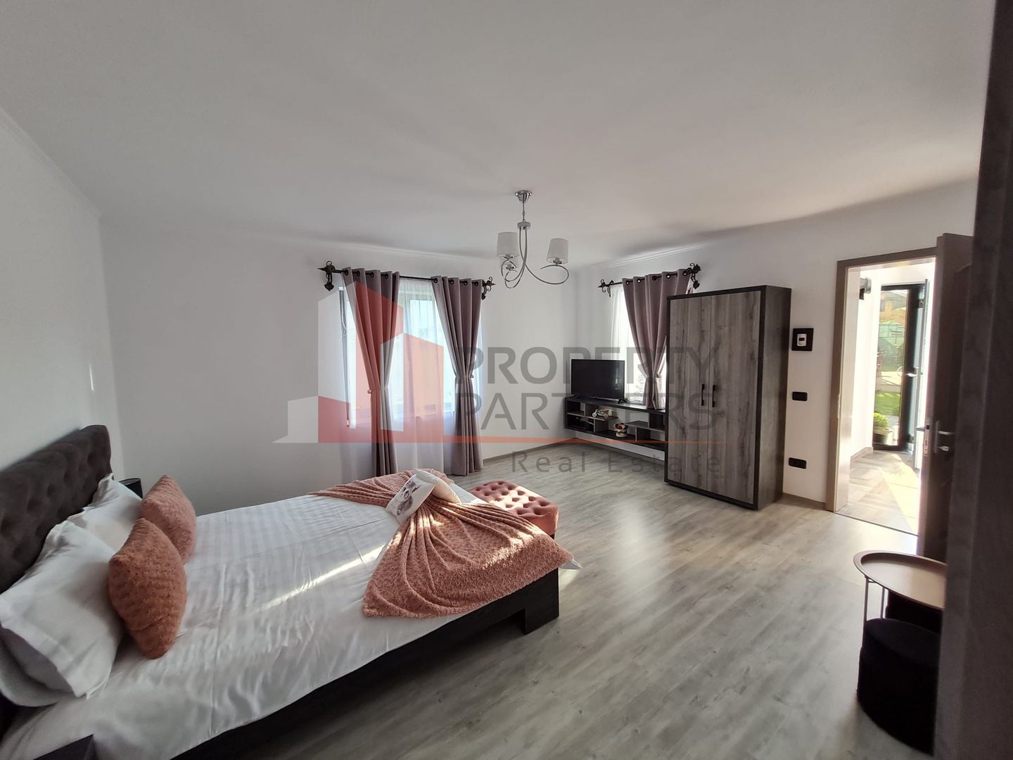Casă modernă 5 camere | Vedere Bucegi & Piatra Craiului | 4 km Castelul Bran - Poză 4