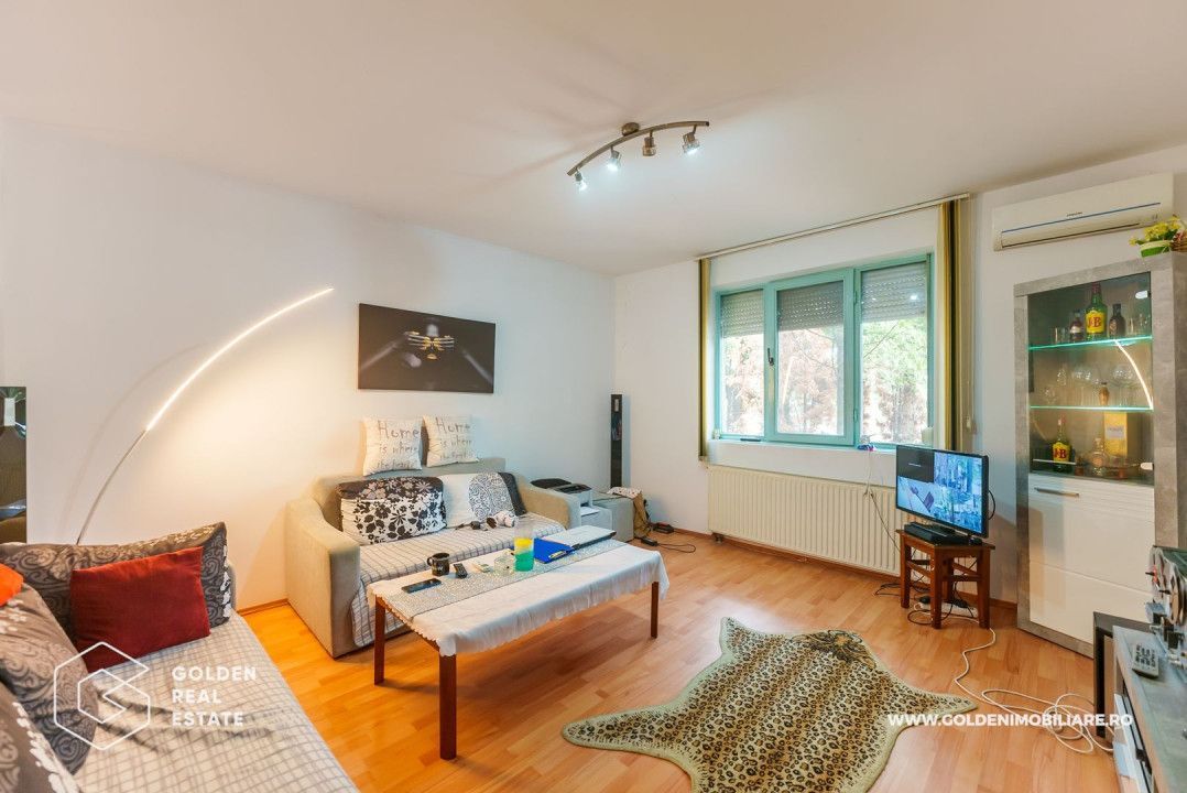 Oportunitate de investiție, vila pretabila pentru  afacere de familie - Poză 28