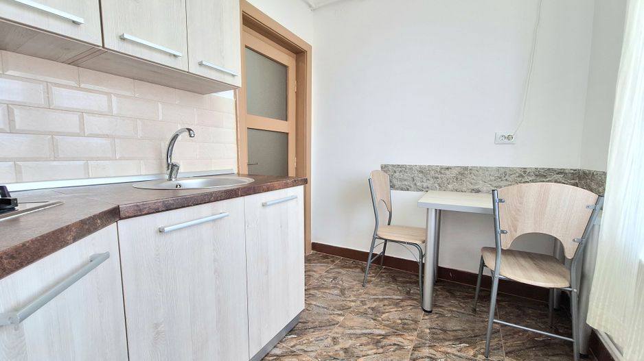 Apartament cu 2 camere, mobilat si utilat, strada Lunga - Brasov. - Poză 3