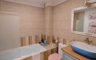 Apartament cu 3 camere, terasă de 125 mp, Baciu. - Poză 7
