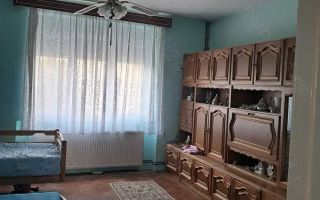 Casă de vânzare - Poză 3