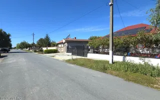 Castelu - Str. Florilor, casa din 2012, teren 737 mp si 106 mp utili - Poză 30