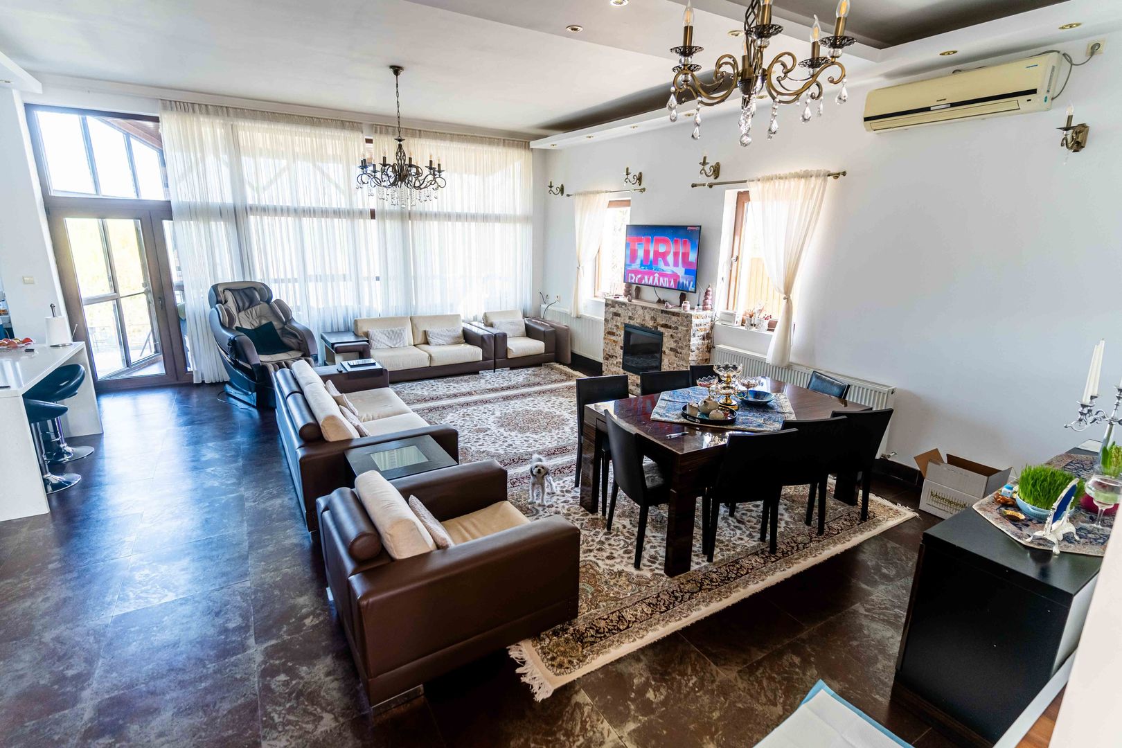 Casă / Vilă cu 6 camere de vânzare în Balotesti - Poză 8