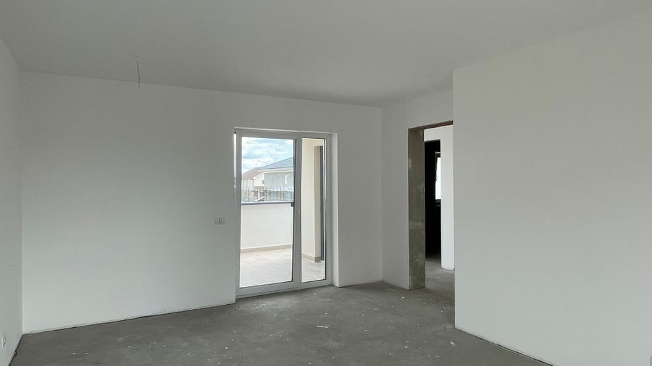 Duplex spațios cu teren generos-Moșnița Nouă - Poză 8