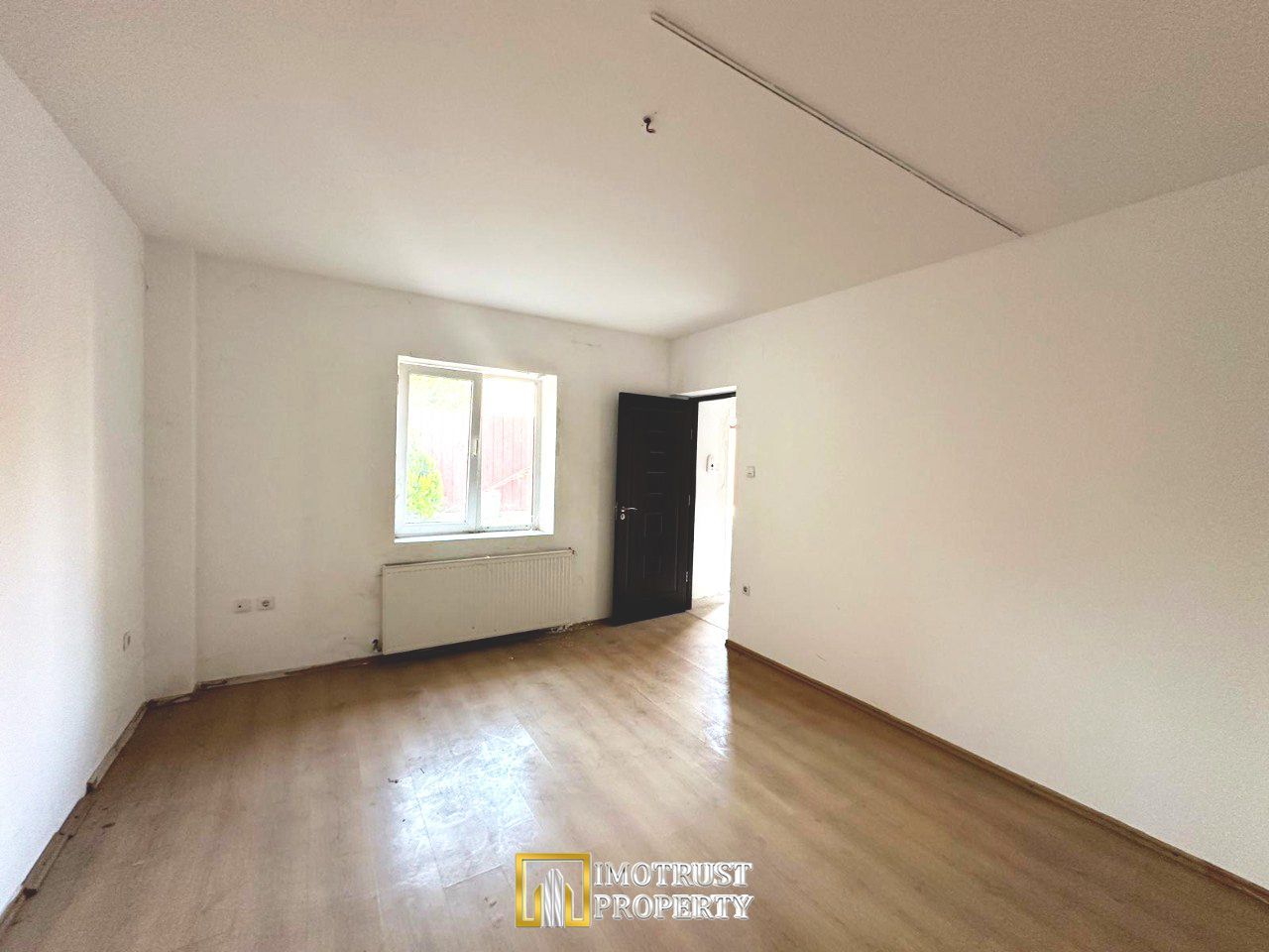 Vanzare apartament | Ultracentral Arad | Parter | 28 mp utili - Poză 1