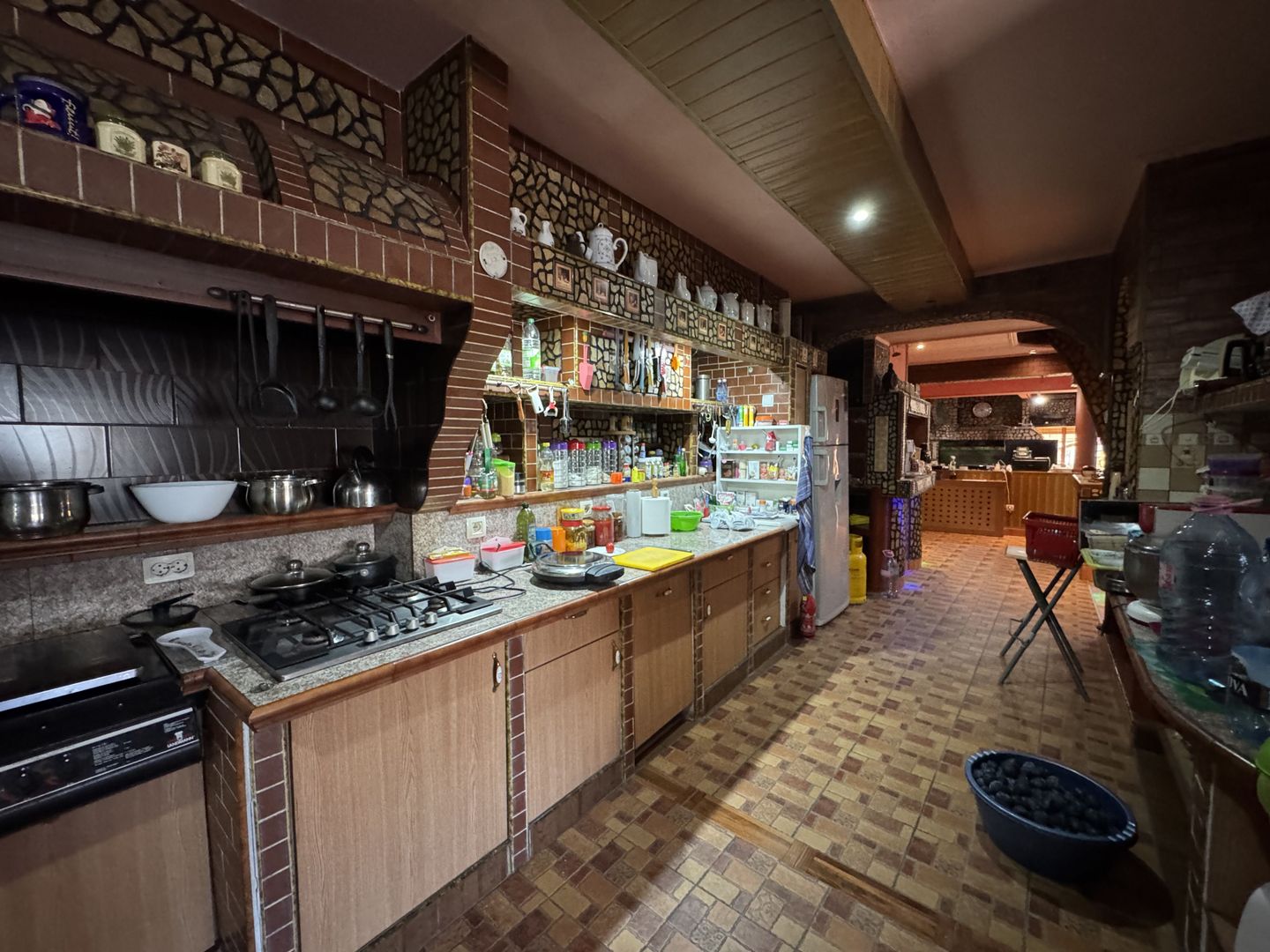 Casa Individuala Becicherecu Mic,P+E,8 Camere,6 Bai,Multiple Anexe - Poză 8