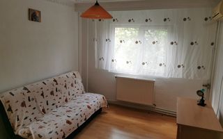 Garsonieră  decomandată cu centrala proprie – la 5 minute de metrou - Poză 3