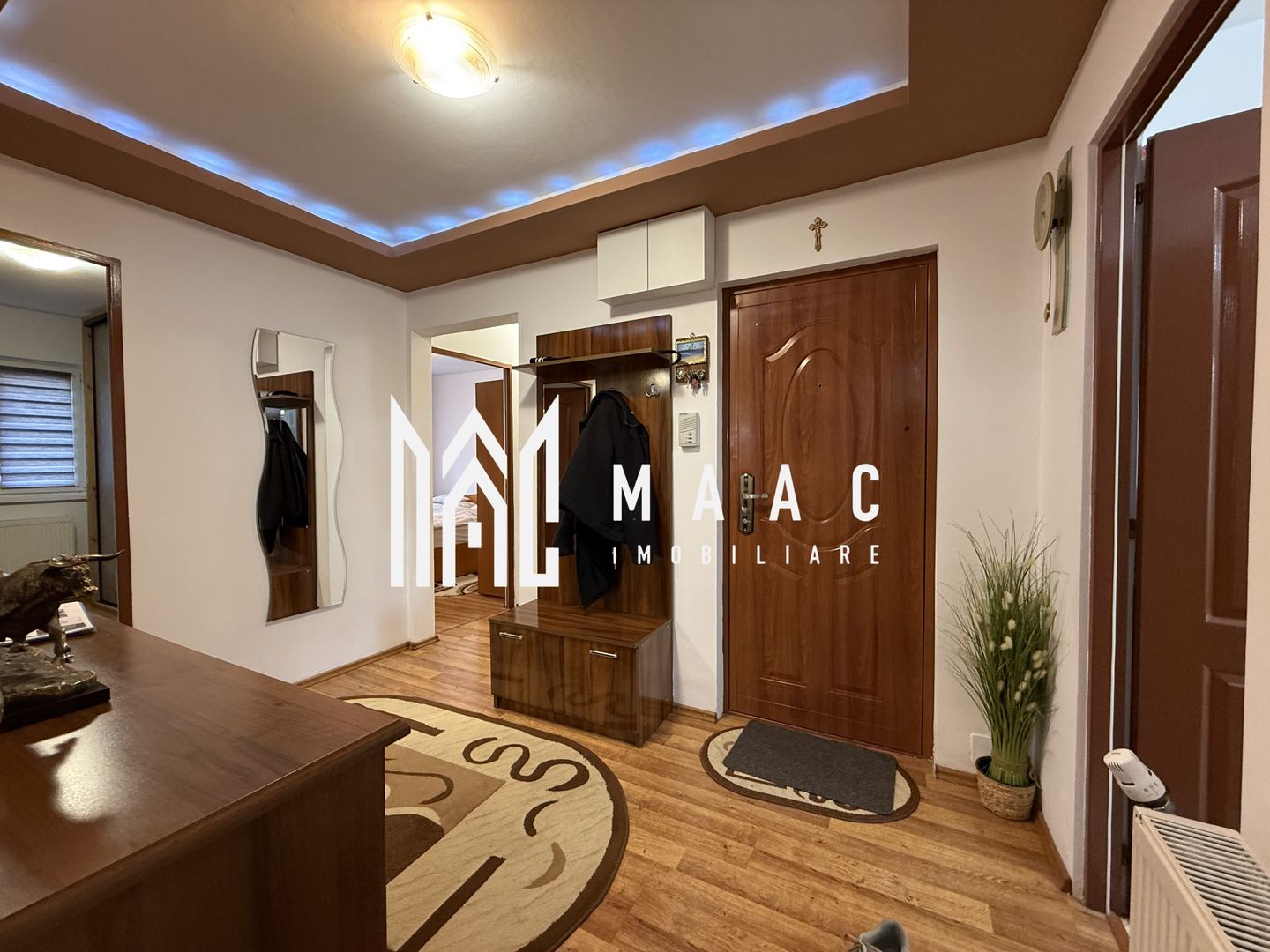 Apartament 4 camere | Etaj 2 | Balcon | 70 MP |  Valea Aurie - Poză 3