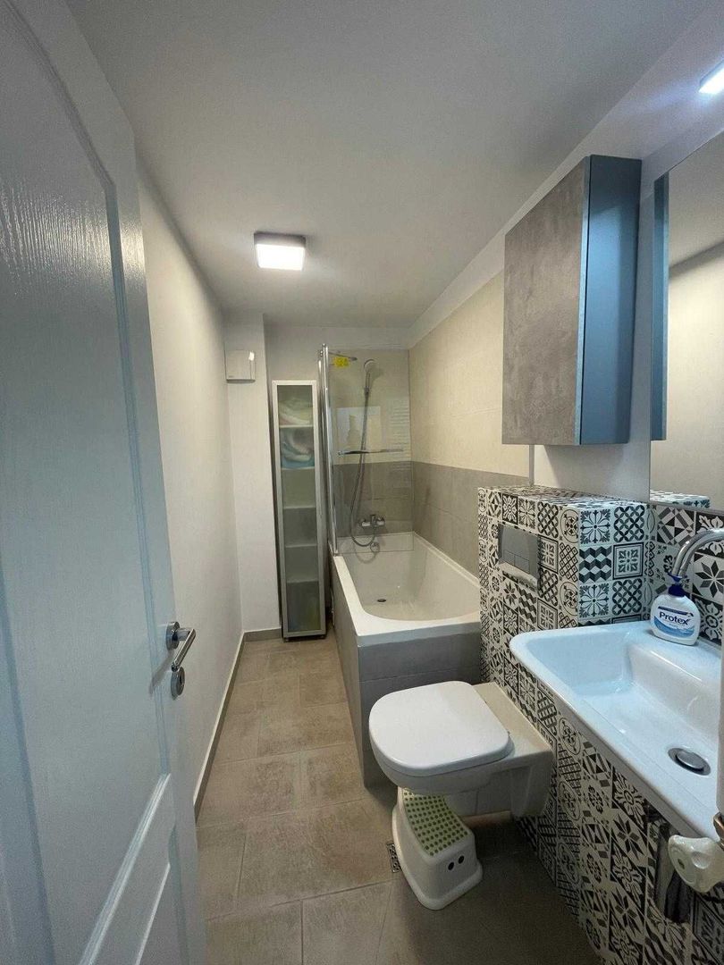 Inchiriere apartament 3 camere Tei - Poză 3