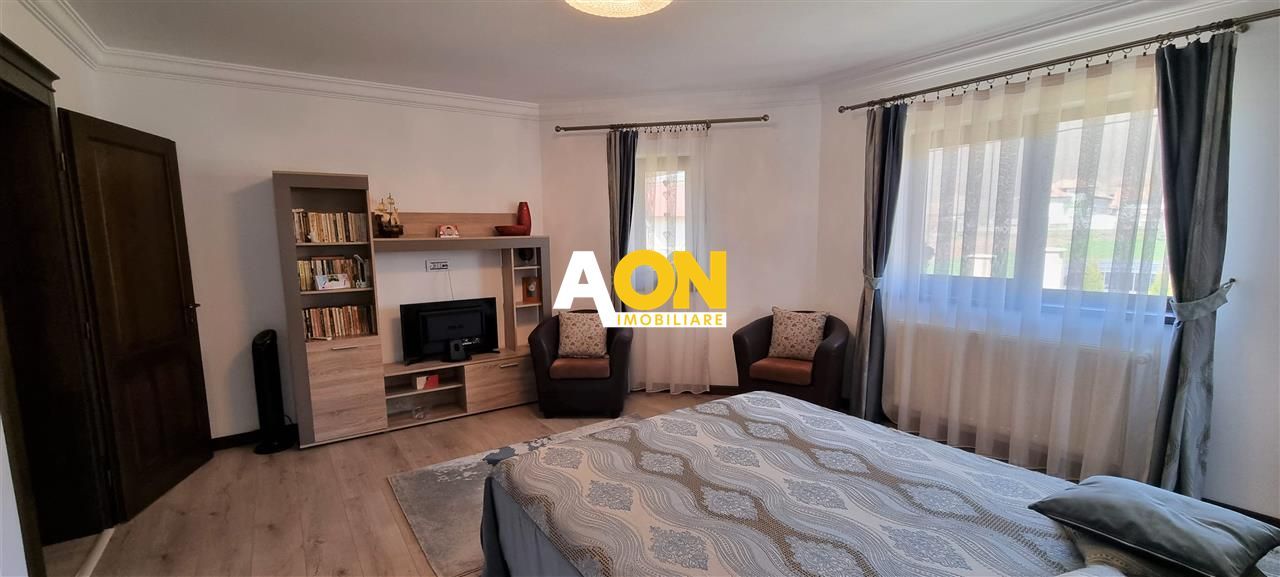 Casa 4 camere finisaje de lux 950 mp teren Com. Ciugud - Poză 9