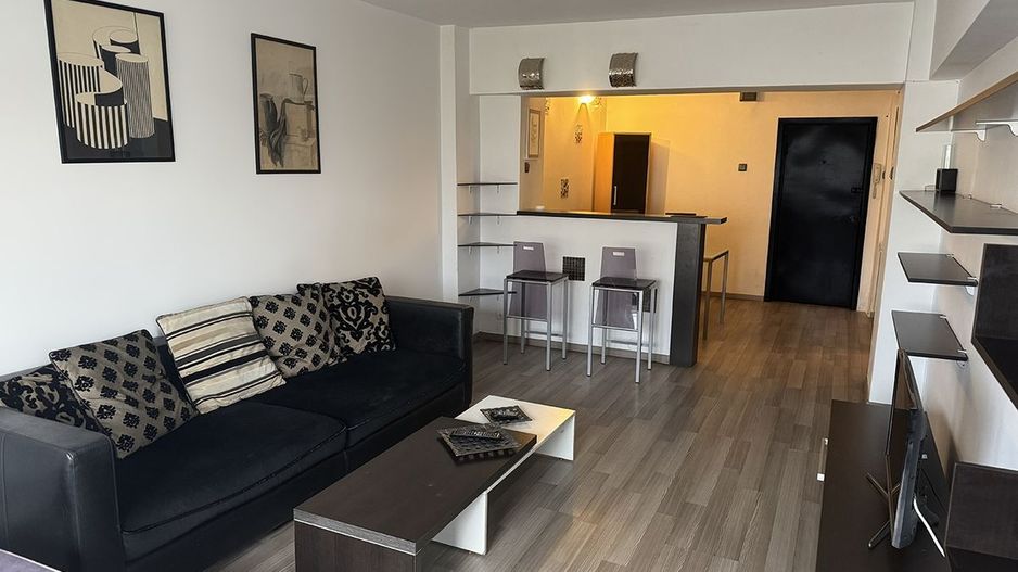 Apartament 2 Camere Decomandat – Vedere Bulevardul Unirii - Poză 5