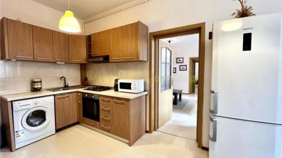 Ultracentral  - Republicii - Apartament 3 camere 2 bai - 80mp - Poză 3