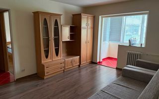 Apartament 2 camere Complexul Studentesc etaj 1 - Poză 2