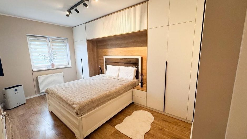 De vanzare Apartament 3 camere Granvia Lujerului - Poză 3