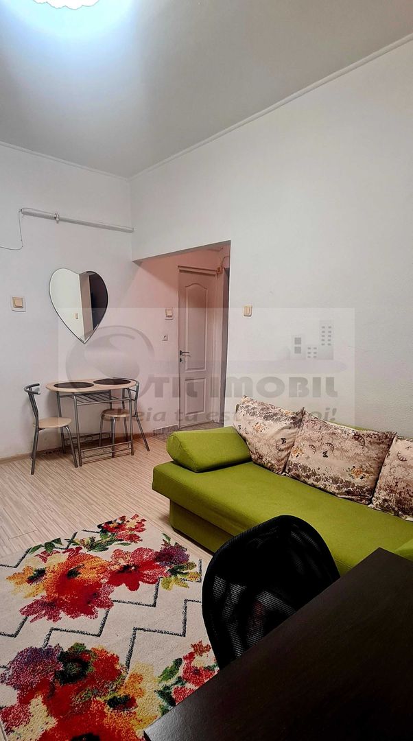 Apartament 1 camera Centru Civic - 390 euro - Poză 1