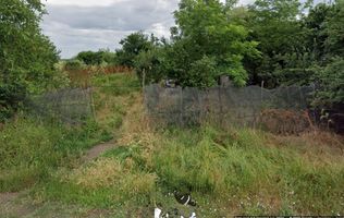 OPORTUNITATE | TEREN INTRAVILAN DE VÂNZARE | BUTIMANU