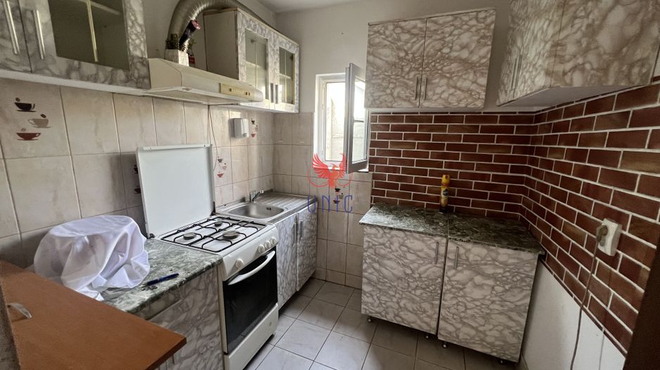 Casa Impartita in 3 Apartamente, Bariera Valcii - Poză 17