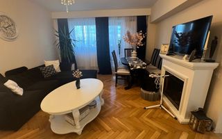 Capitol - Apartament frumos cu 3 camere și vedere la mare - Poză 2