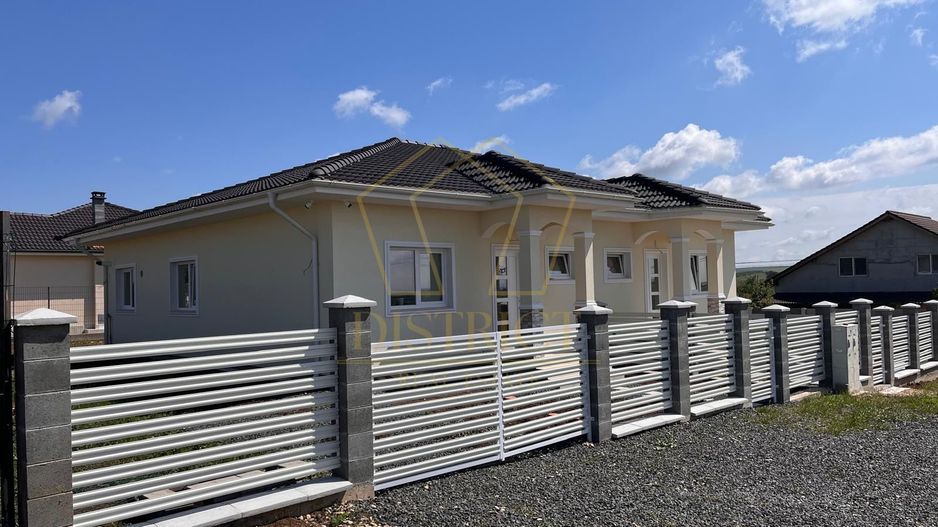 Duplex cu 3 camere si 2 bai | Bucovăț - Poză 2