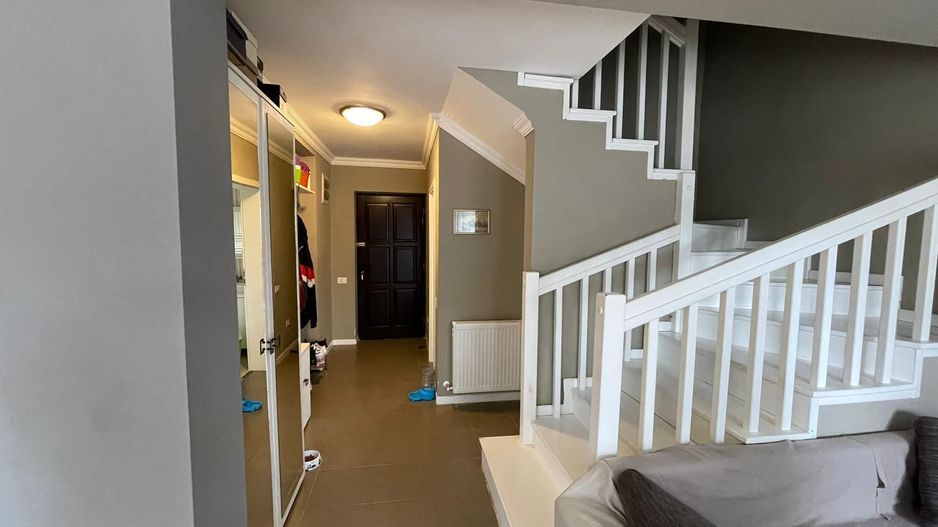 Casă modernă mobilată | 3 dormitoare |  Ansamblu privat | Strada asfaltata - Poză 4