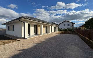 Casa individuala de vanzare, Micesti - Poză 1