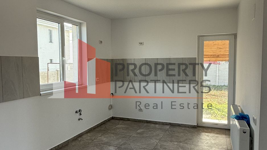 Casa versatila Sabareni - Poză 4