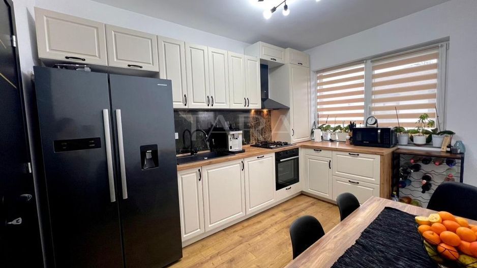 Vand Apartament 3 Camere Apahida zona linistita. - Poză 2