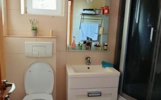 Apartament la casa+anexa gospodareasca,zona Blumana- Carierei. - Poză 5