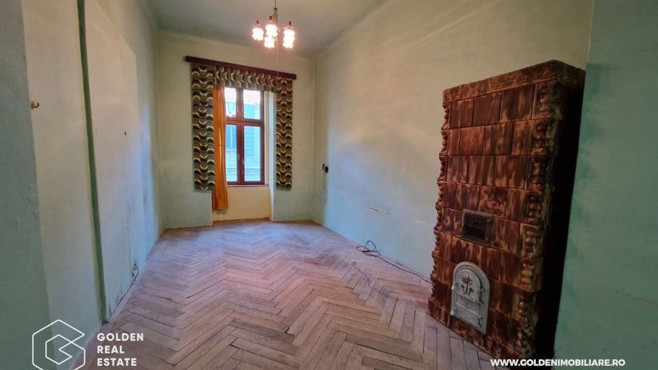 Apartament o camera, 70 mp, ultracentral, cladirea Catedralei Catolice - Poză 2