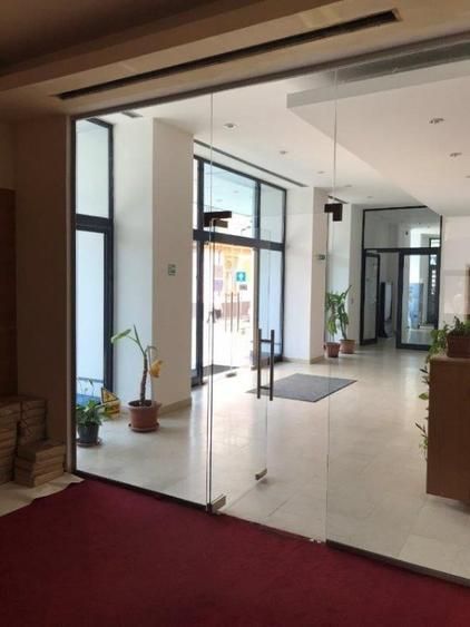 BRASADAS vinde Cladire de Birouri Inchiriat in Zona Unirii. - Poză 2