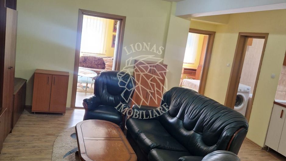 Apartament 3 camere 70 mp-2 balcoane-etaj 1-parcare-Unirea - Poză 3