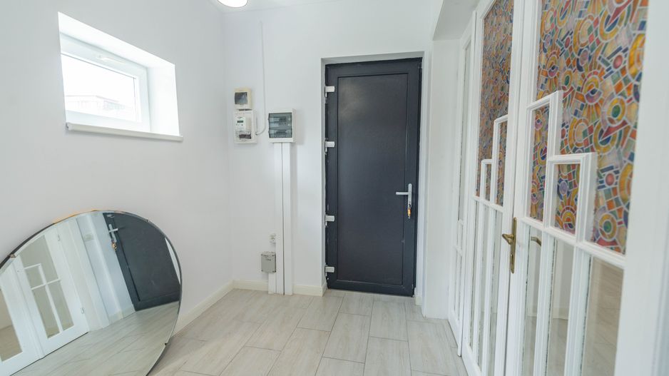Apartament de vanzare 137 mp, zona centrala, curte proprie - Poză 33