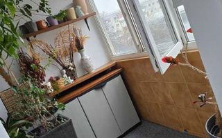 Apartament cu 4 camere in zona Gorjului - Poză 2