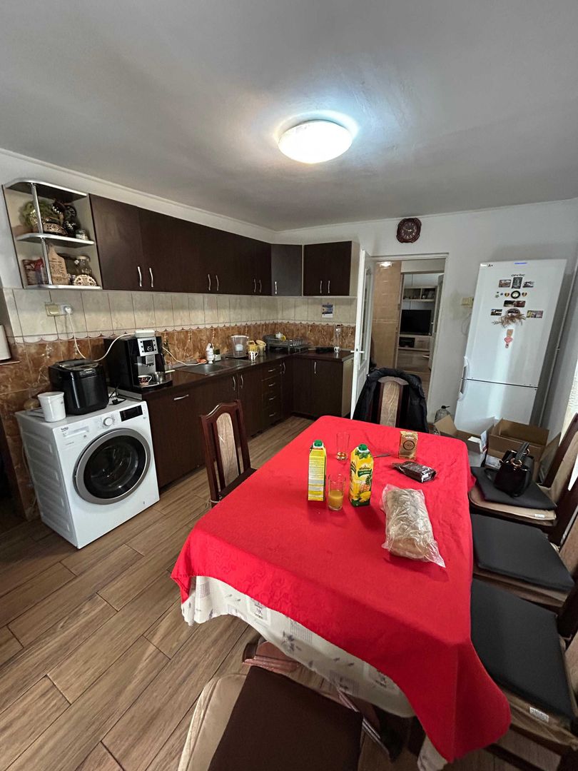 BRASADAS vinde casa cu 4 cam 5.7 ari in zona BURDEA. - Poză 2