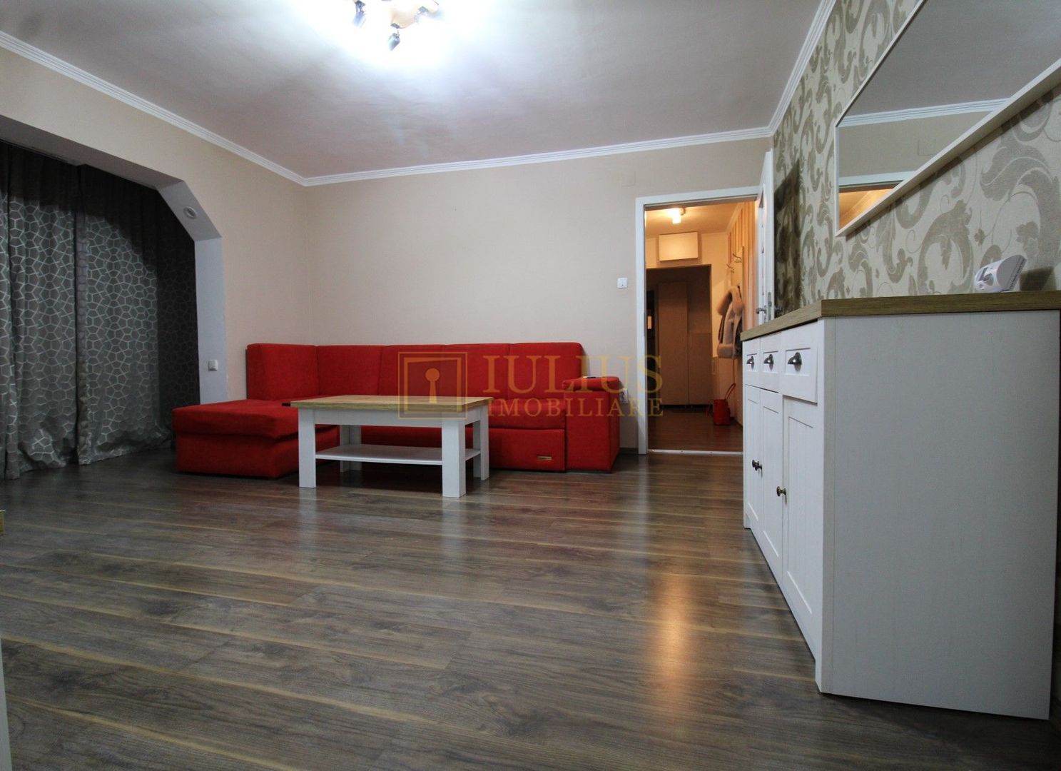 Complex, 3 camere, centrala proprie, aer condiționat. - Poză 5