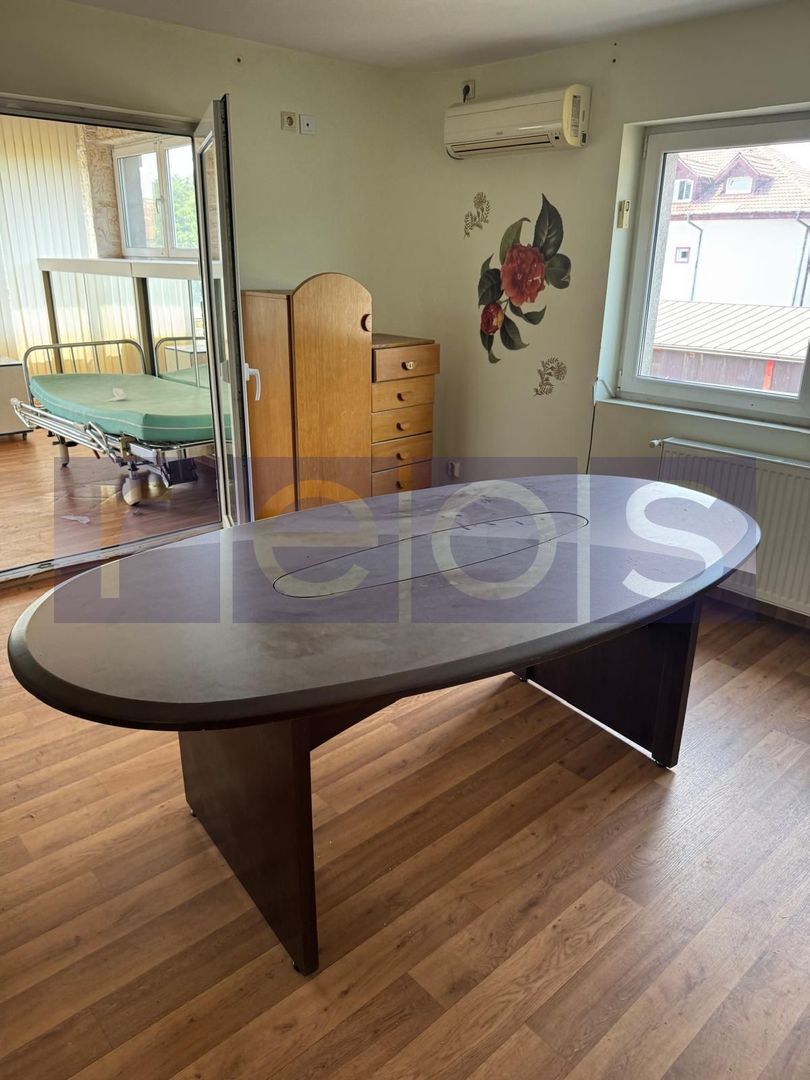 DE VÂNZARE VILĂ | OPORTUNITATE DE INVESTIȚIE | PRETABILĂ CENTRU BĂTRÂNI - Poză 31