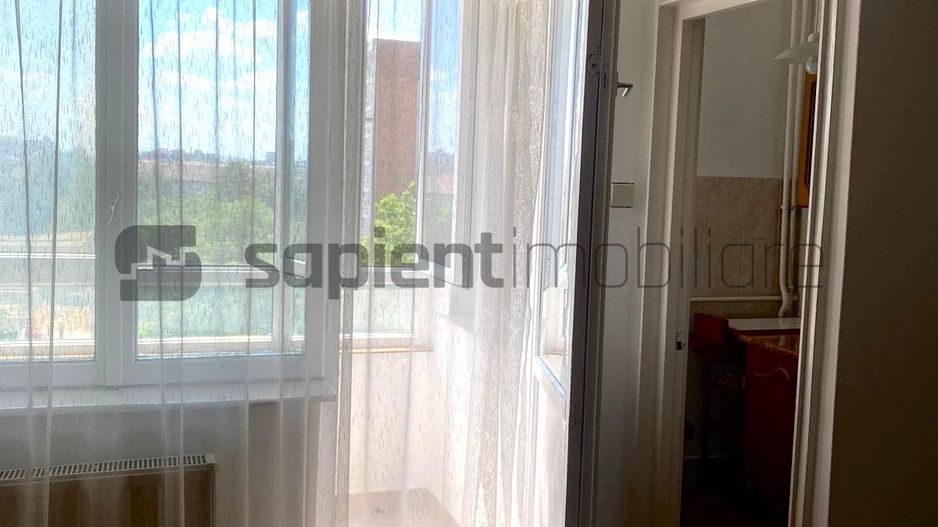 GARSONIERA IN ORADEA - Poză 6