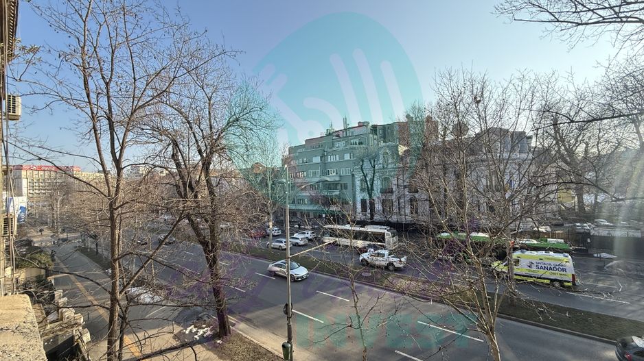 Ideal cabinet, birou sau locativ pe LASCAR CATARGIU - Poză 1