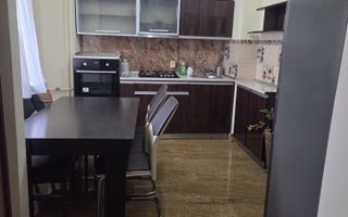 Apartament 2 camere decomandat-zona Spitalul Judetean-139.500 euro neg - Poză 3