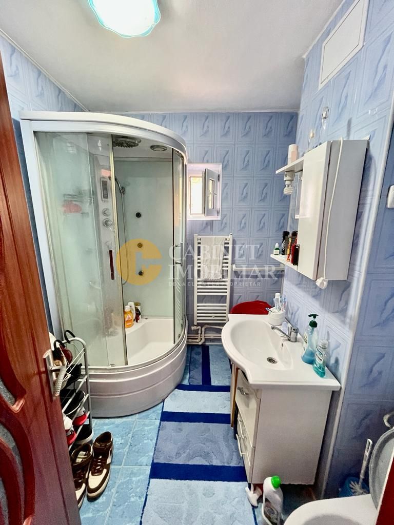 Etaj 2 Apartament 2 Camere Decomandat LIDL-Nicolina Bloc 1983 - Poză 10